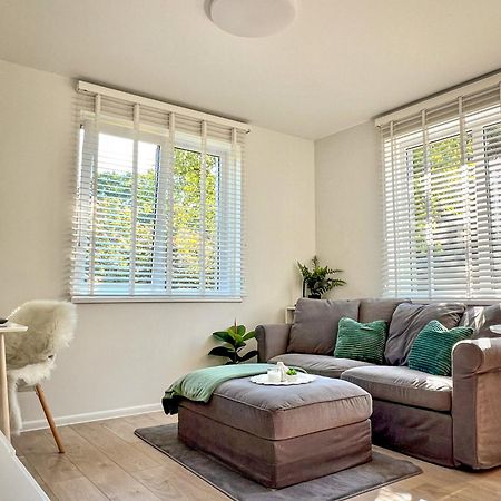 Oakwood Park Apartment カウナス エクステリア 写真